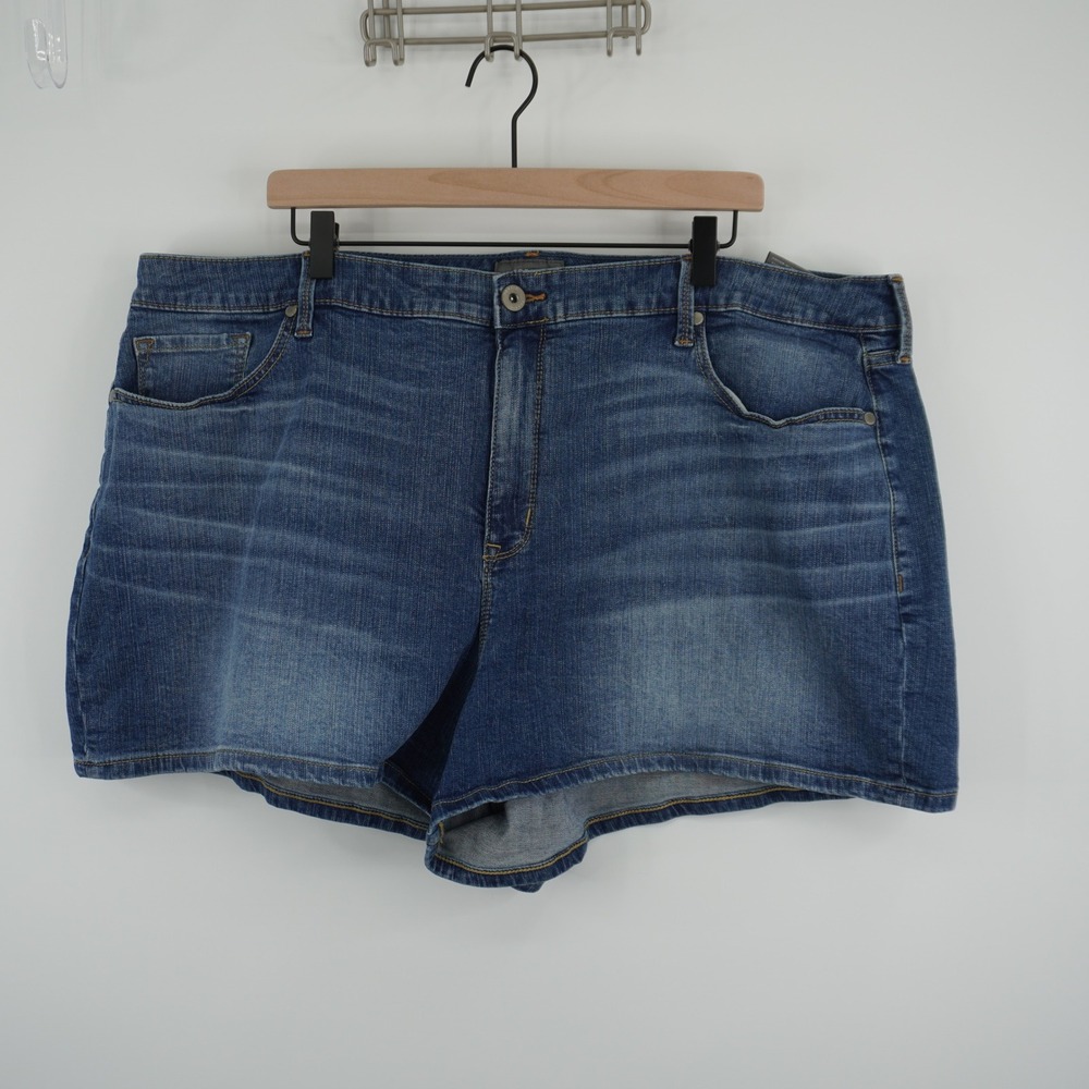 Torrid Denim Shorts Womens 24 Blue Feel‎ The Fit Stretch Mid Wash